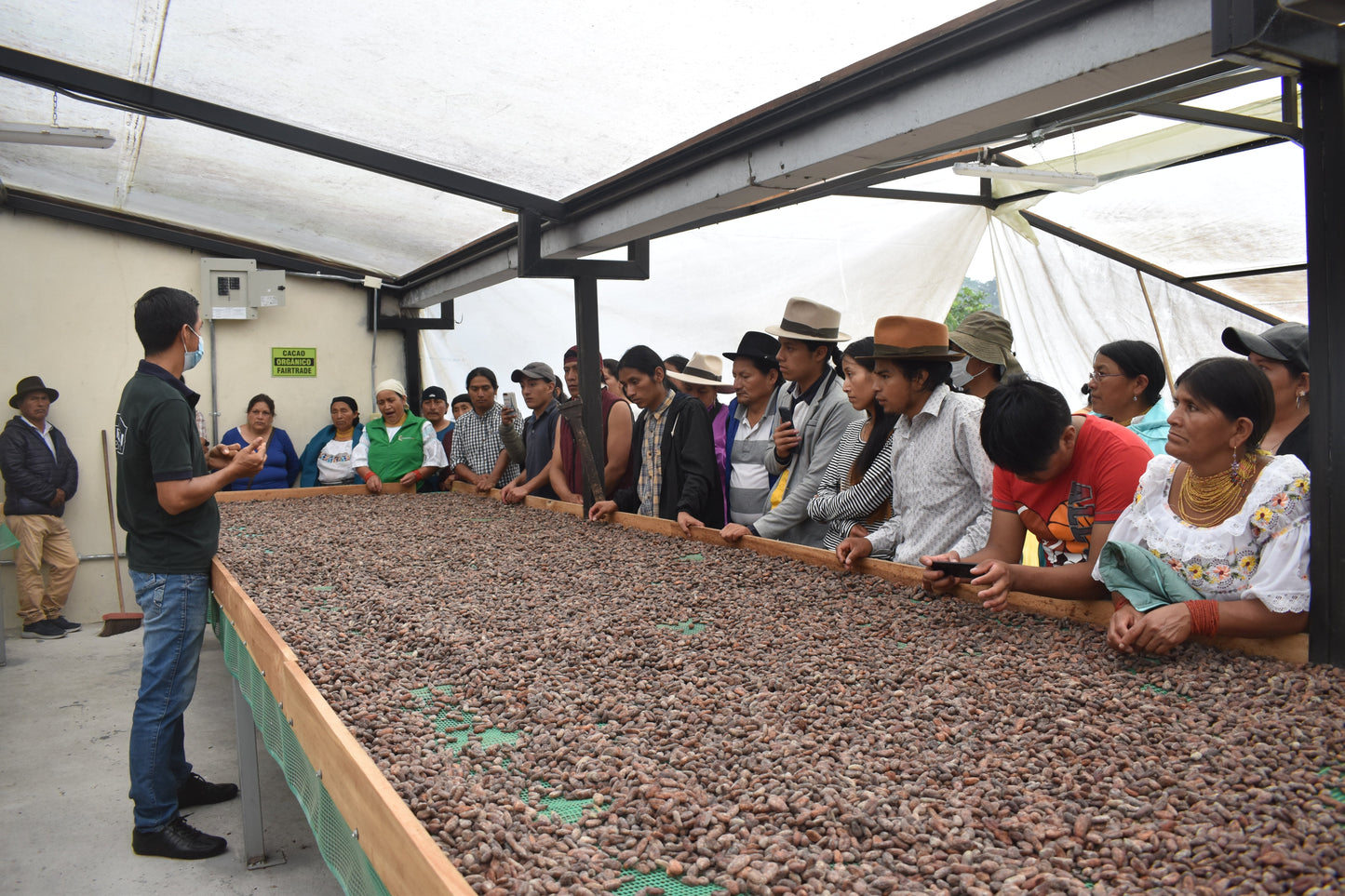 SACHA Hampik Ushay 71% Kakao-Schokolade (Ingwer & Andensalz)